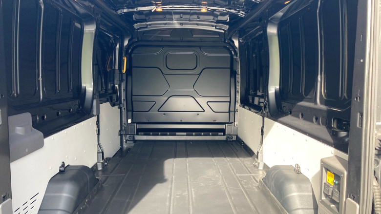 Ford Transit E-350 L3 Rwd 135kW 68kWh H2 Trend Van Auto